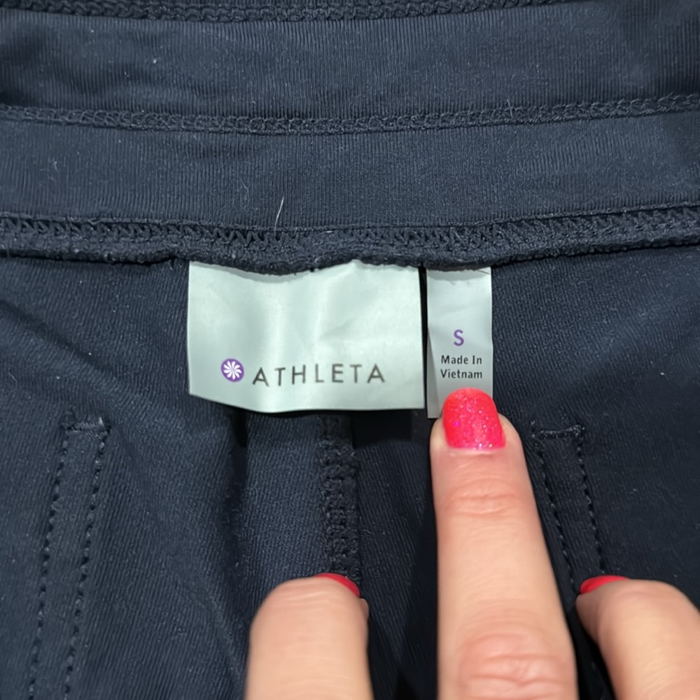 Athleta shorts - Picture 4 of 6